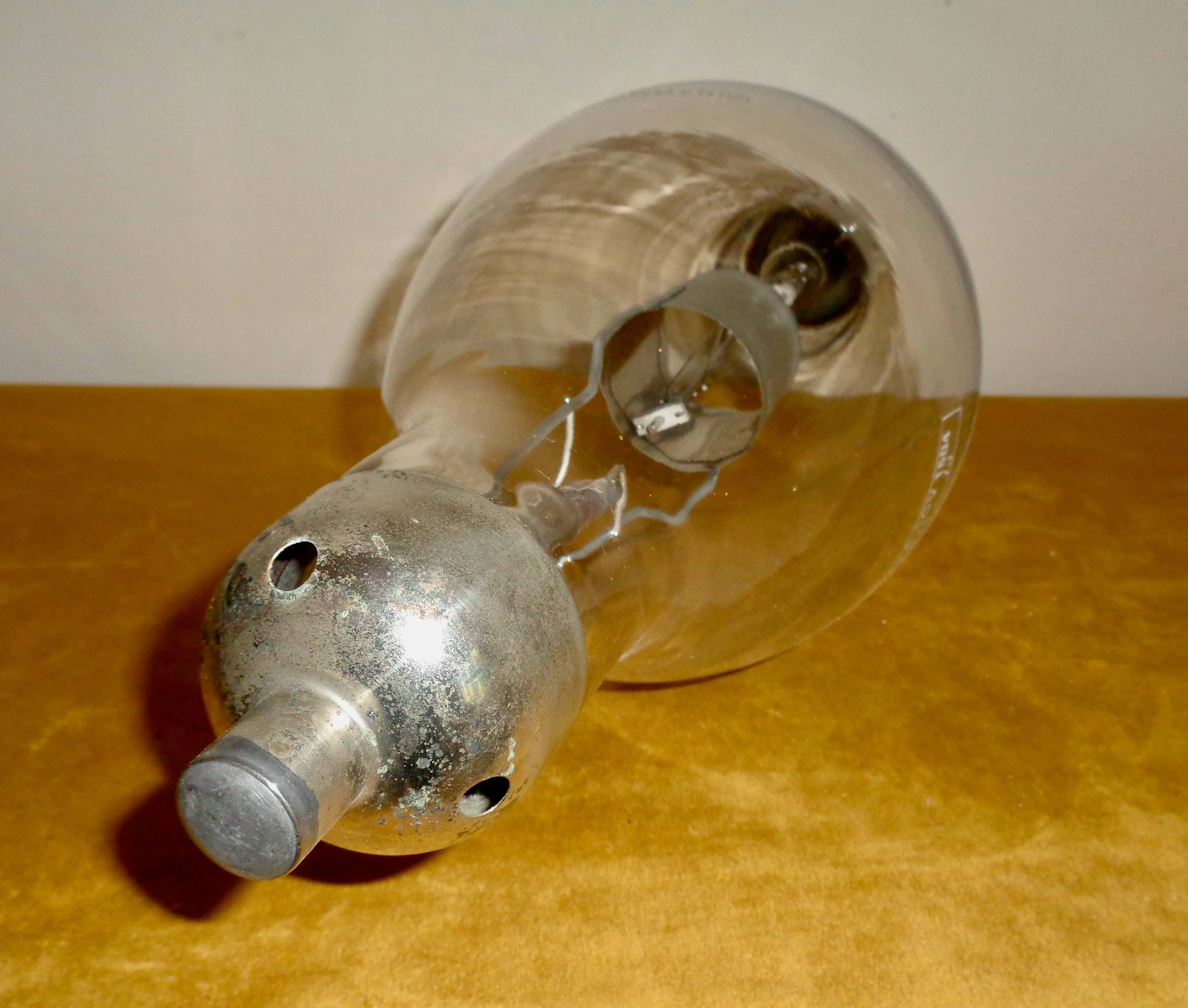 1957 MOD CV1504 Half-wave High Voltage Rectifier Valve