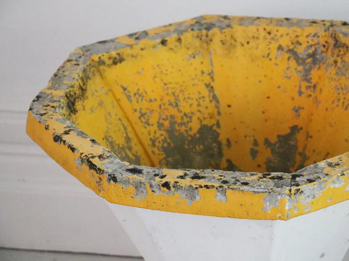 A pair of supercool white and yellow 50's planters