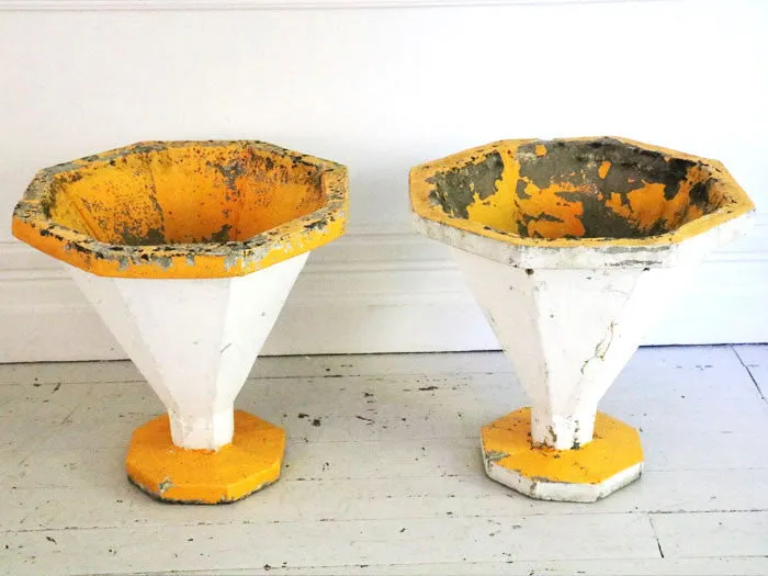 A pair of supercool white and yellow 50's planters