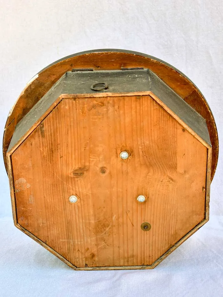 Antique French clock from L'isle-sur-La-Sorgue 15"