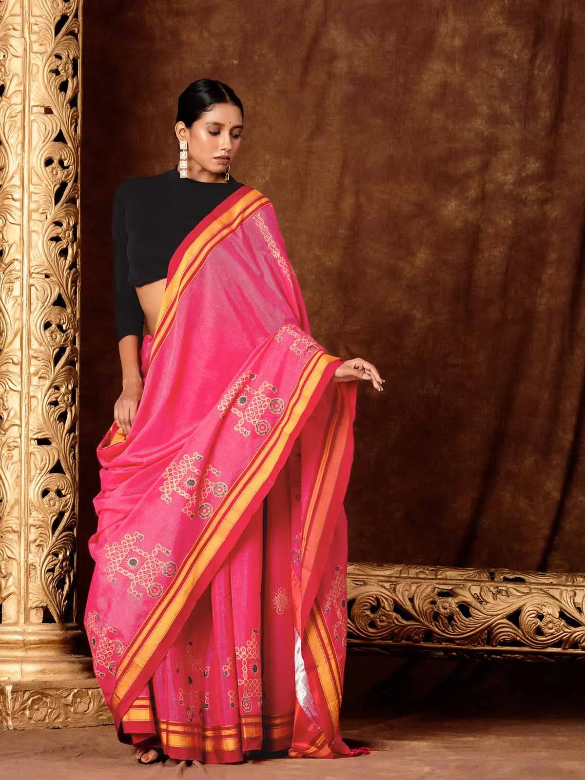 Block Chariot Printed Quirky Illkal Pink Saree