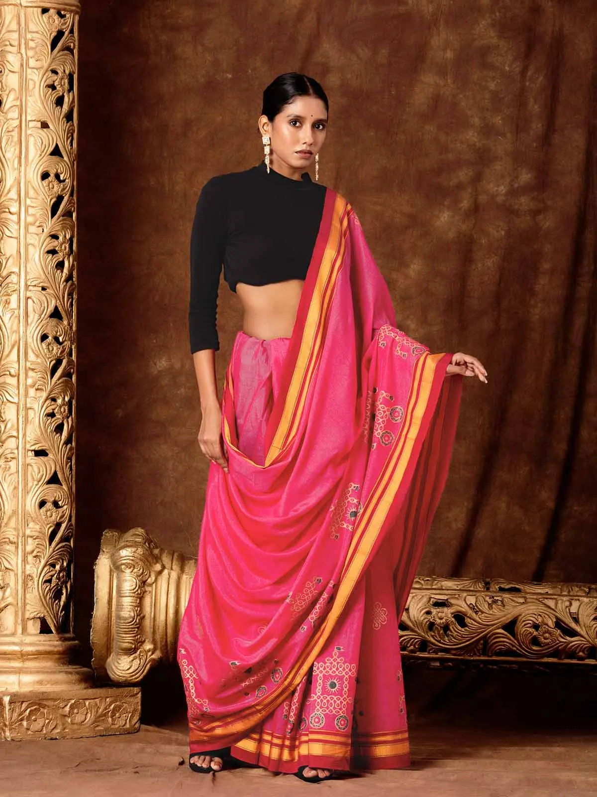 Block Chariot Printed Quirky Illkal Pink Saree