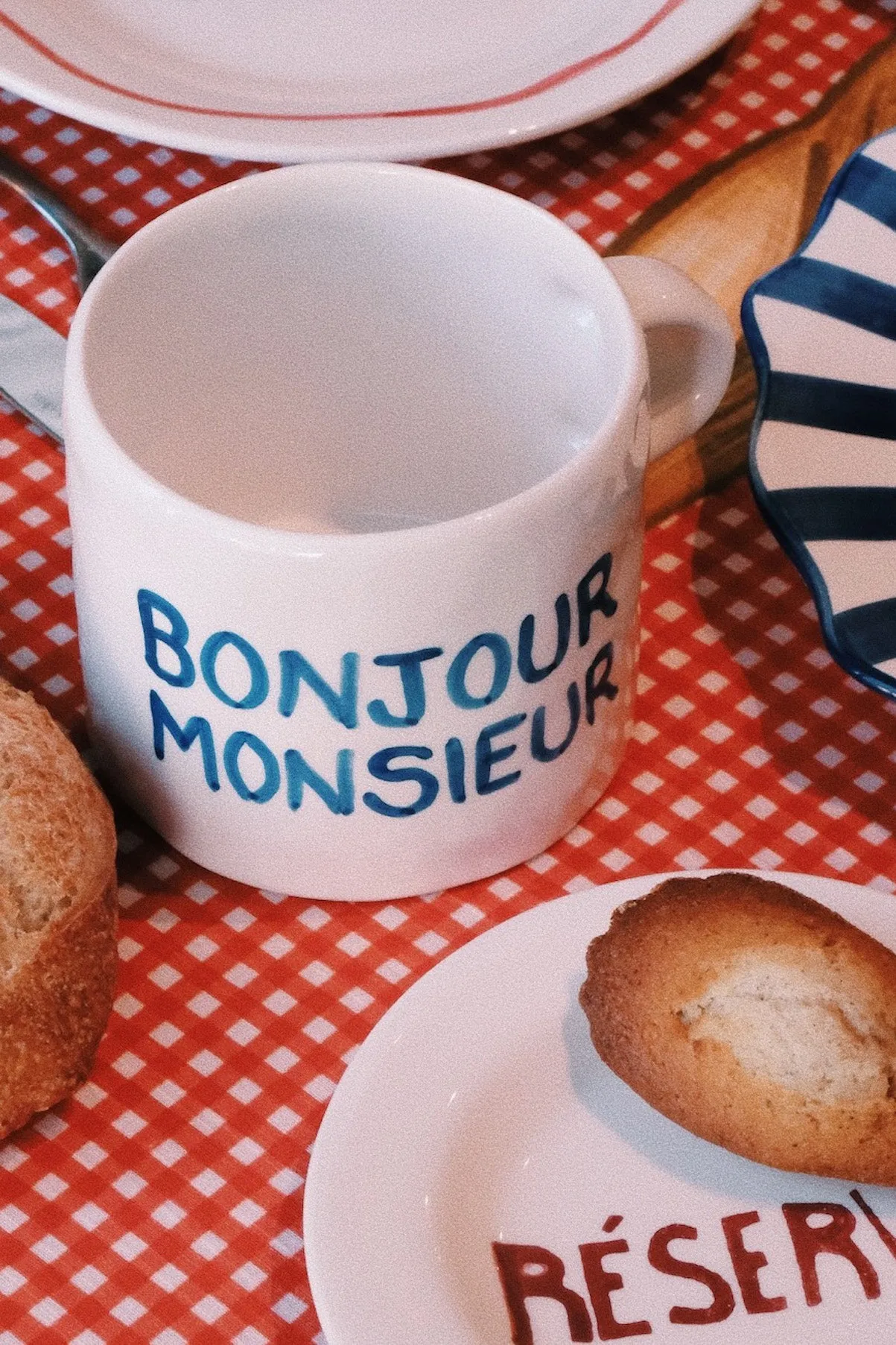 Bonjour Mug (Set Of 2)