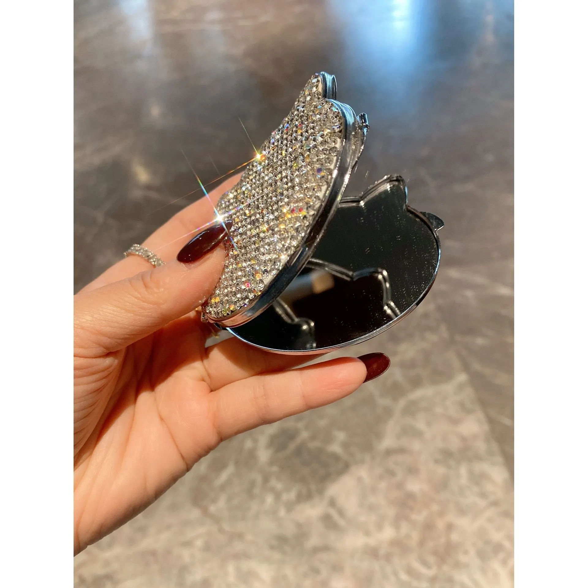 Cute Cat Shape Crystal Diamond Makeup Mirror Bling Luxury Beauty Mirror Gift
