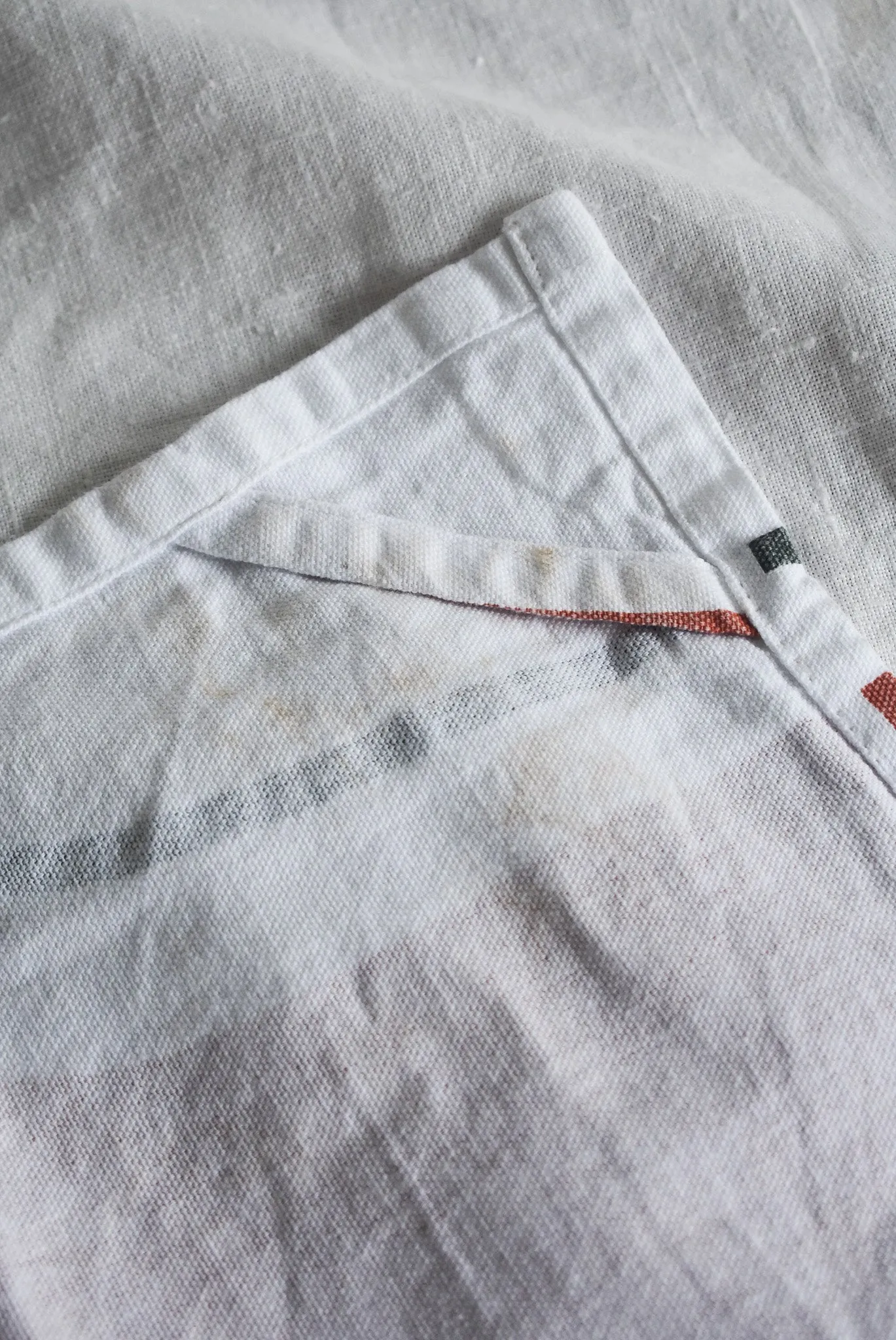 Funky shapes tea towel
