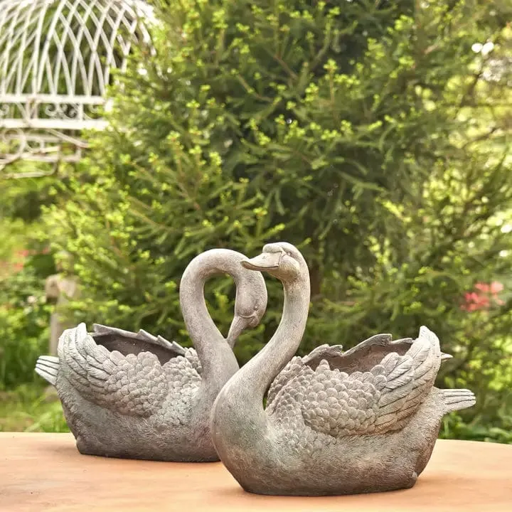 Magnesium Swan Planters Set of 2