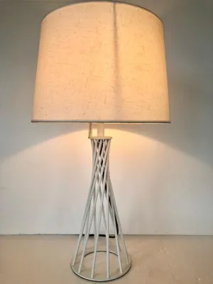 Metal Twister White Lamp