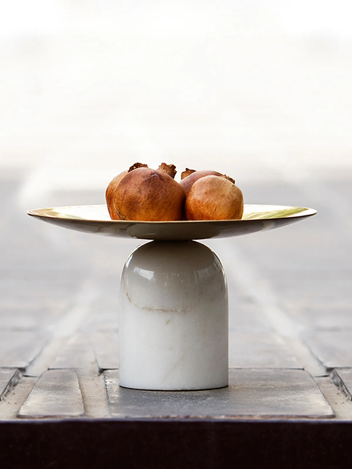 Morbi Fruit Bowl Ivory And Gold