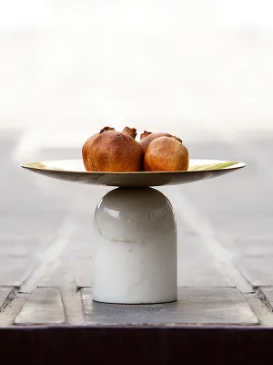 Morbi Fruit Bowl Ivory And Gold