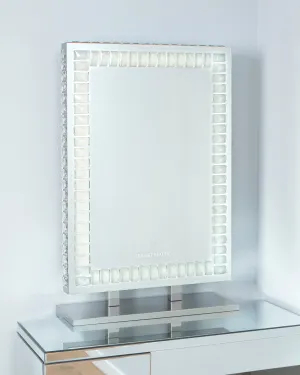 The Yasmin mirror