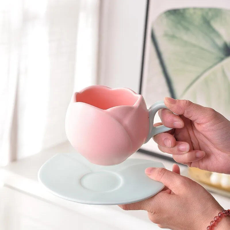 Tulip Modeling Ceramic Mug with Round Ears Handle