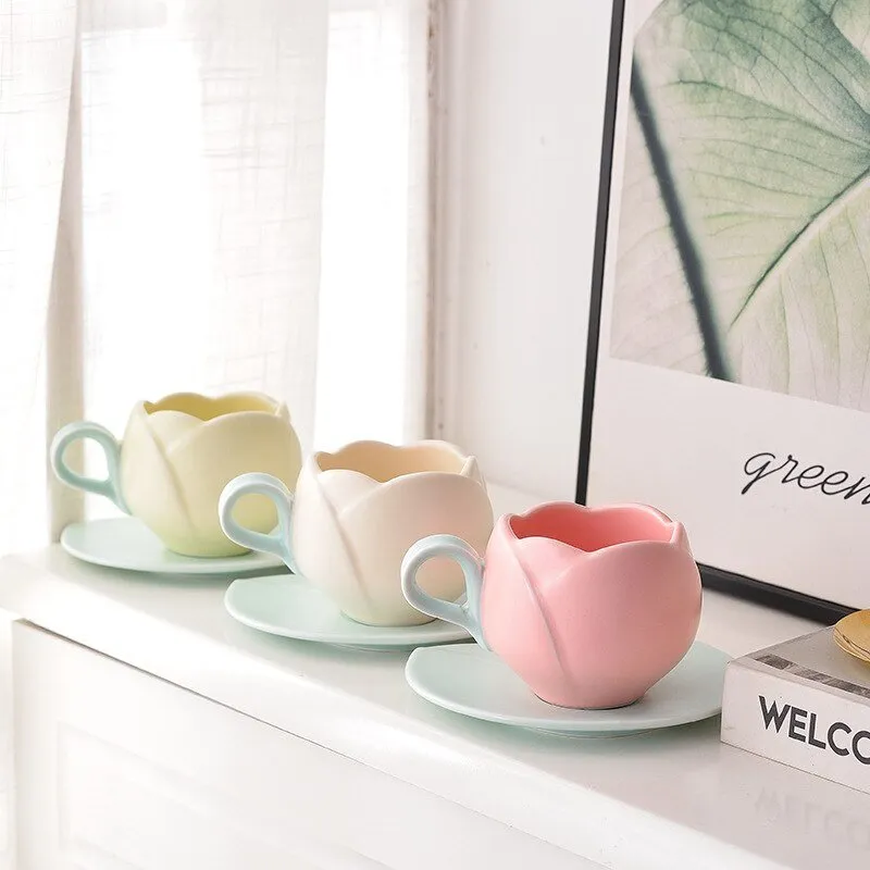Tulip Modeling Ceramic Mug with Round Ears Handle